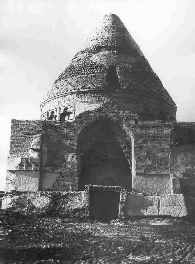 Damaged portal in 1928