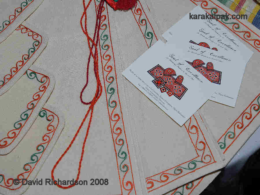 Embroidered table mats
